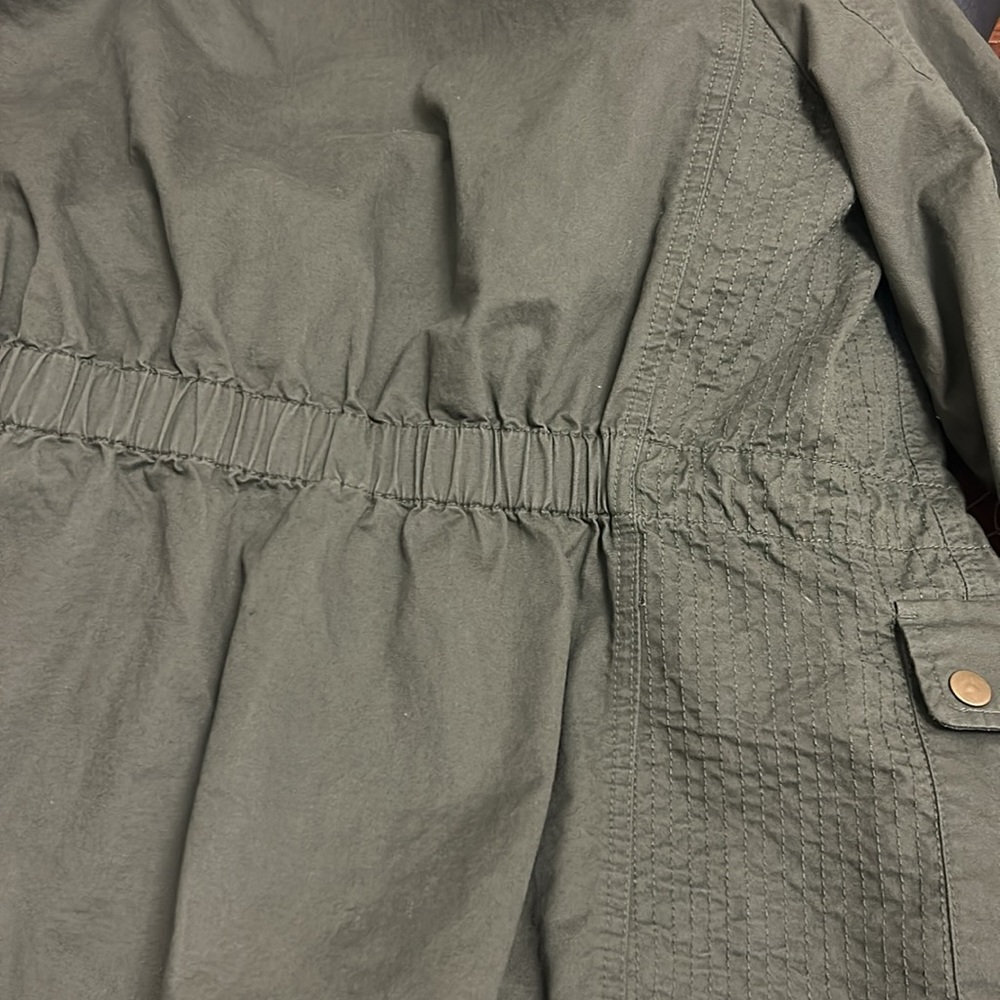 By Together . Olive Green Cotton Jacket Women’s M. Zipper &Snap Closure. View 6